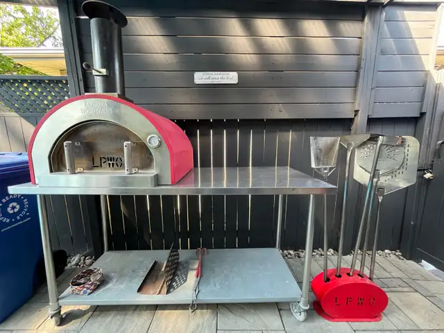 Pizza Oven   Stainless Steel Table   All accessories   Wood.