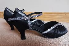 Women's Dancing Shoes - Photo 2