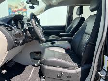 2014 Chrysler Town & Country TOURING-ONLY 62KMS-LEATHER-CAMERA - Photo 9