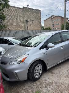 2012 Toyota  prius v