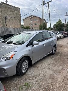 2012 Toyota  prius v - Photo 2