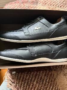 Soulier Lacoste nouveau size 9,5 pour 125$ négociable