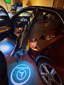 2010 Mercedes-Benz E350 4MATIC AWD – Black – $11,500 - Photo 8