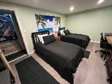$675-$800 female student private rooms immediate occupancy  poss