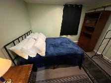 $675-$800 female student private rooms immediate occupancy  poss - Photo 6