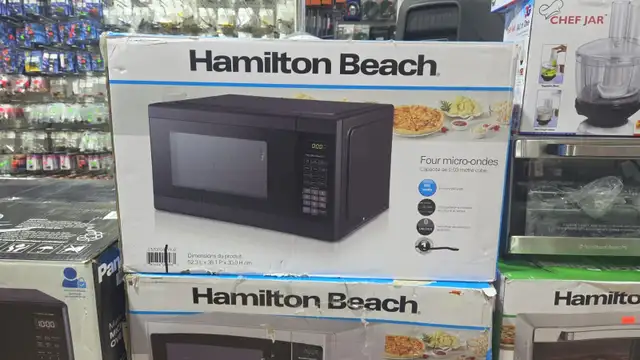 HAMILTON BEACH 0.9 CUFT MICROWAVE BLACK COLOR