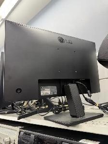 LG 24MR41A Monitor - Photo 2