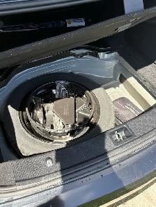 Mercedes Benz E550 w/AMG Sports Pkg - Photo 9