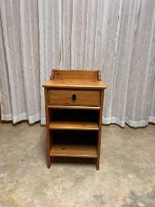Ensemble chaises antique et table impeccable - Photo 4