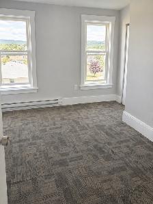 Top-Floor 2-Bedroom Apartment with Coastal Views – Inverness - Photo 6