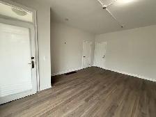 Newly Renovated Retail Space in the Heart of Maple - Photo 3
