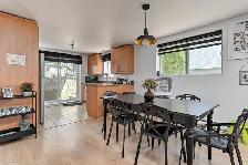 GRAND 4 1/2 À BLAINVILLE DANS UN TRIPLEX TRANQUILLE WOW!