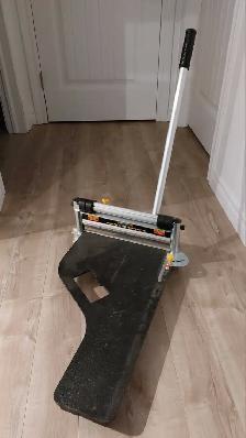 For Sale  Benchmark Laminate Cutter - Photo 3