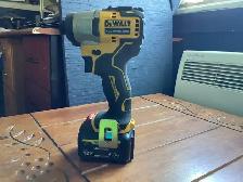 Drill à percussions DEWALT DCF801 - Photo 2