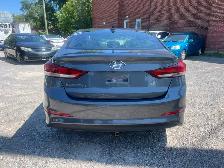 2017 Hyundai Elantra GLS - Photo 6