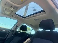 2017 Hyundai Elantra GLS - Photo 14