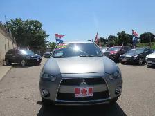 2013 Mitsubishi Outlander LS - Photo 2