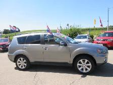 2013 Mitsubishi Outlander LS - Photo 4