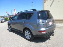 2013 Mitsubishi Outlander LS - Photo 9