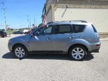 2013 Mitsubishi Outlander LS - Photo 10