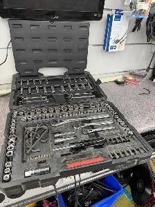 Craftsman 173pieces Socket Set CMMT82331 - Photo 2