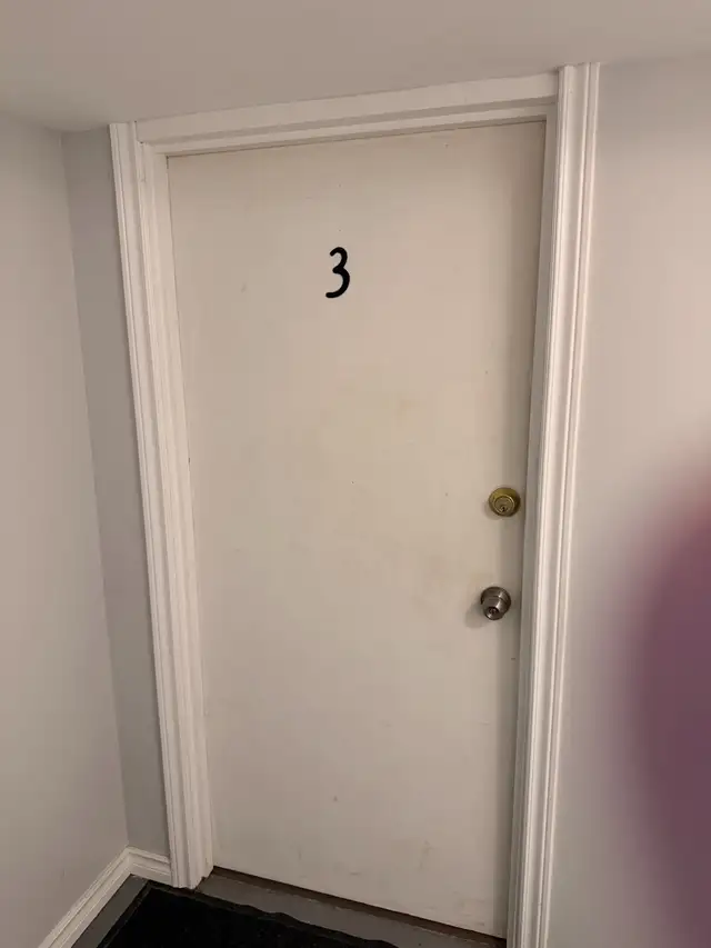 Refreshed 1 Bedroom For Rent