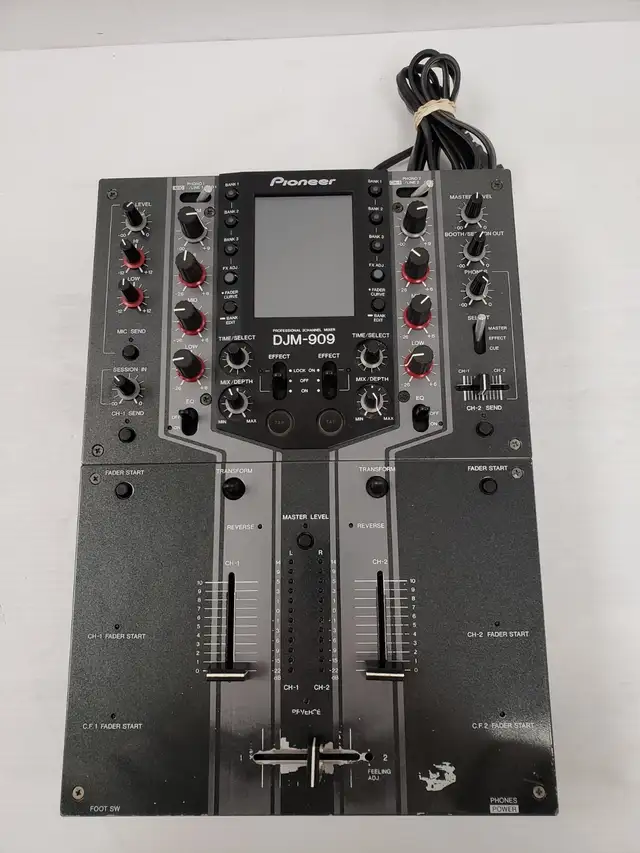 (B1500) Pioneer DJM-909 Mixer