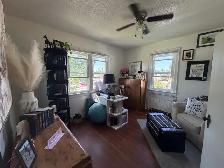 HAGERSVILLE- UPPER LEVEL 2 BDRM   30 FT X 16 FT BONUS ROOM AVAIL - Photo 4