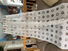 1 BEAU GRAND RIDEAU BLANC 8 PIEDS HAUTx5 PIEDS DE LARGE: $10.00 - Photo 2