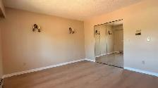 Spacious 3 Bed / 2.5 Bath Upper Floor Home in South Vancouver - Photo 10