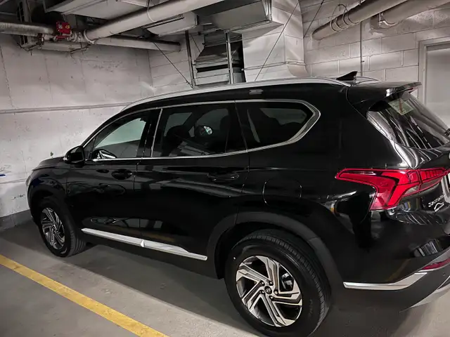 Hyundai Santa Fe Preferred with Trend and Panoramic Moonroof