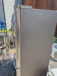 Samsung stainless steel fridge - Photo 2