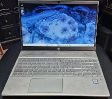 HP PAVILION 15-CS0006CA 15.6' – i5-8250U 16GB – 1TB SAMSUNG $400