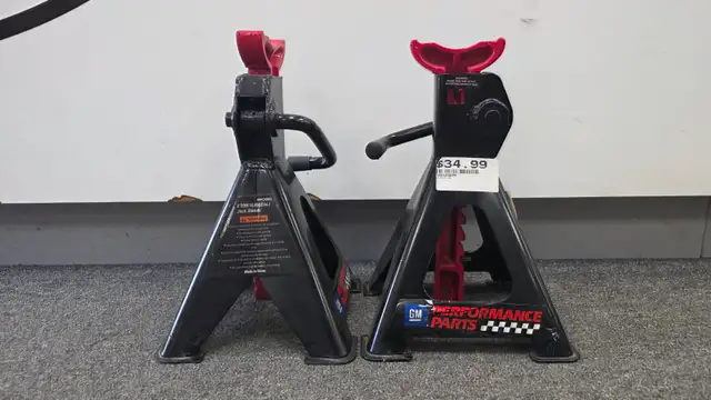 Set of 2   2-Ton Jack Stands