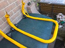 Rear Motorcycle Racing Stand Under The Spools Active Products - Photo 2