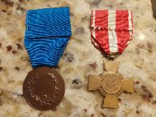 2 European Valour Medals - Photo 2