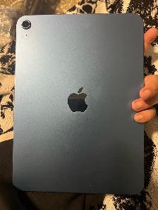 iPad A16 128g w/Apple Pencil, case. - Photo 3
