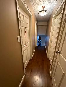 560$/month included everything in LAKEVIEW AREA- center mall - Photo 4