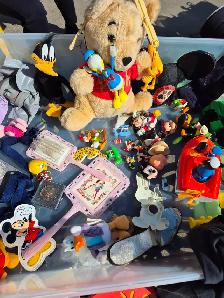 DISNEY THEATRE AND MANY MISC ITEMS - Photo 6