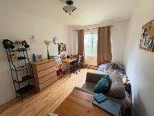 NDG Grand 5 1/2 bas de duplex tranquille, 3 ch fermées - Photo 2