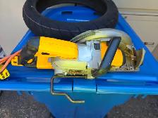 DEWALT 7-1/4-INCH WORM DRIVE CIRCULAR SAW W/ BRAKE Model#DWS535 - Photo 3