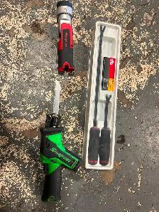 PACKAGE SALE! Snap-on Power Tools-Saw, Work Light & Upholstery