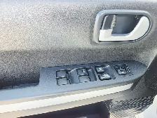 2011 Mitsubishi Endeavor 2011 Mitsubishi Endeavor LS AWD V6 Remo - Photo 15