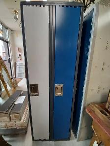 School Lockers - Photo 3
