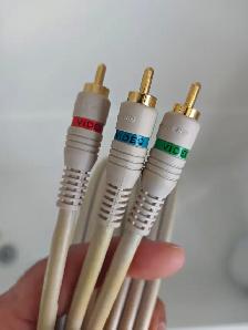 5 Foot RCA Heavy Duty Video Cable - $5