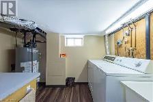 3-BEDROOM HOUSE FOR RENT IN EAST LONDON - Photo 8