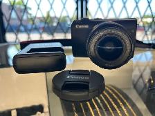 Canon EOS M100 24.2MP with 15-45mm F3.5-6.3 lens and charger - Photo 2