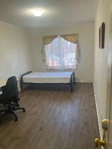 ROOM FOR STUDENTS AVAILABLE - Photo 3