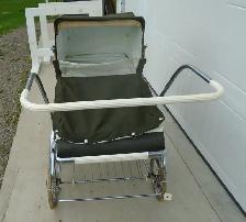 Baby Carriage - Photo 3