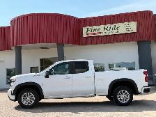 2021 Chevrolet Silverado 1500 RST Double Cab 4X4 NO CLAIMS - Photo 2
